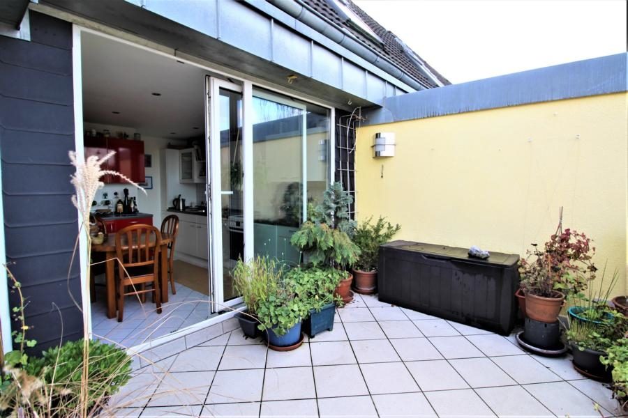 Immobilienangebot - Düsseldorf / Pempelfort - Alle - Pempelfort: attraktive 3-Zimmer-Maisonettewohnung im Dachgeschoss mit Terrasse in sehr guter Lage