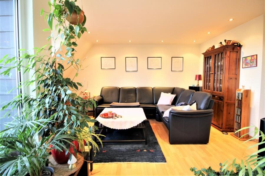 Immobilienangebot - Düsseldorf / Pempelfort - Alle - Pempelfort: attraktive 3-Zimmer-Maisonettewohnung im Dachgeschoss mit Terrasse in sehr guter Lage