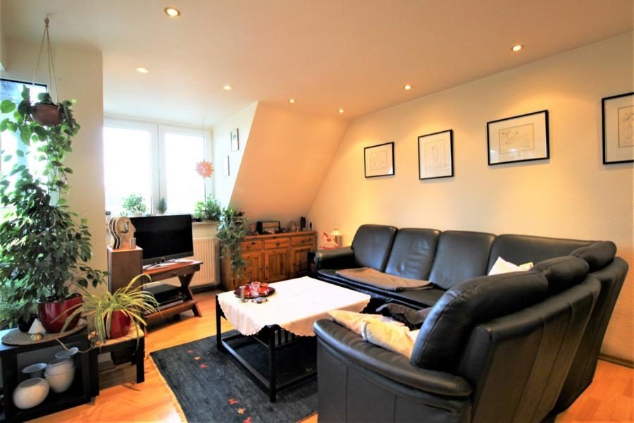Immobilienangebot - Düsseldorf / Pempelfort - Alle - Pempelfort: attraktive 3-Zimmer-Maisonettewohnung im Dachgeschoss mit Terrasse in sehr guter Lage