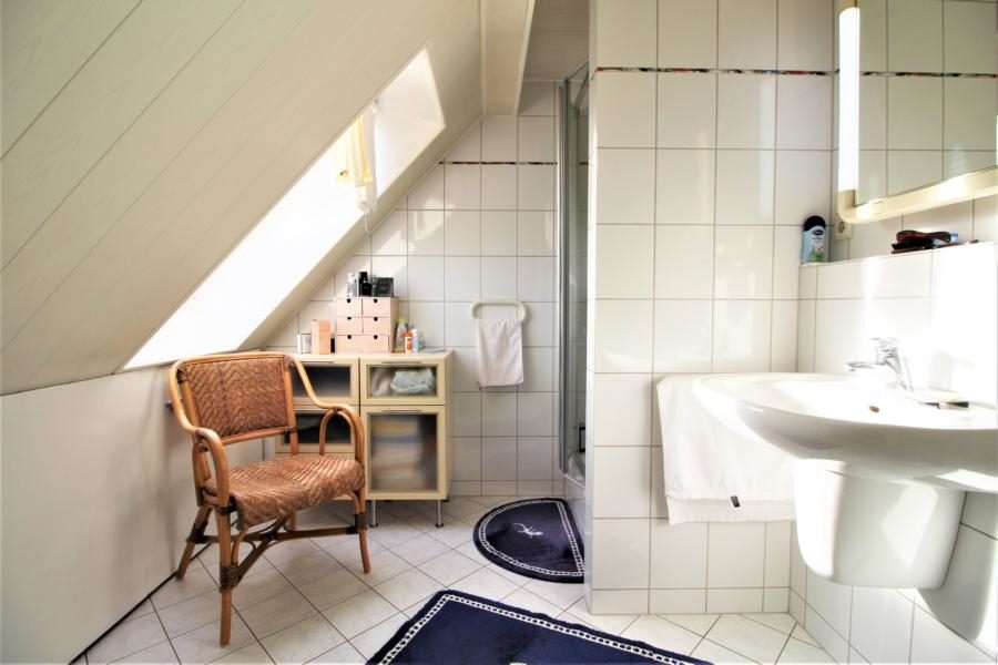 Immobilienangebot - Düsseldorf / Pempelfort - Alle - Pempelfort: attraktive 3-Zimmer-Maisonettewohnung im Dachgeschoss mit Terrasse in sehr guter Lage