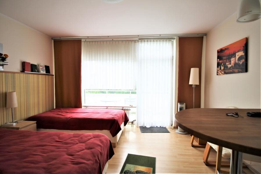 Immobilienangebot - Düsseldorf / Lohausen - Alle - Kapitalanleger/Eigenutzer: Apartment mit Balkon und TG-Stellplatz in ruhiger Lage nahe Messe