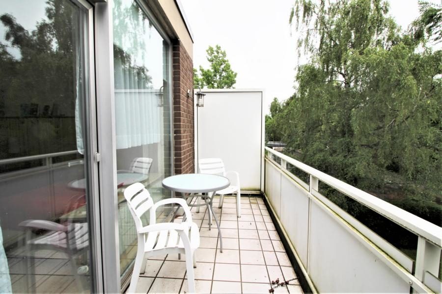 Immobilienangebot - Düsseldorf / Lohausen - Alle - Kapitalanleger/Eigenutzer: Apartment mit Balkon und TG-Stellplatz in ruhiger Lage nahe Messe