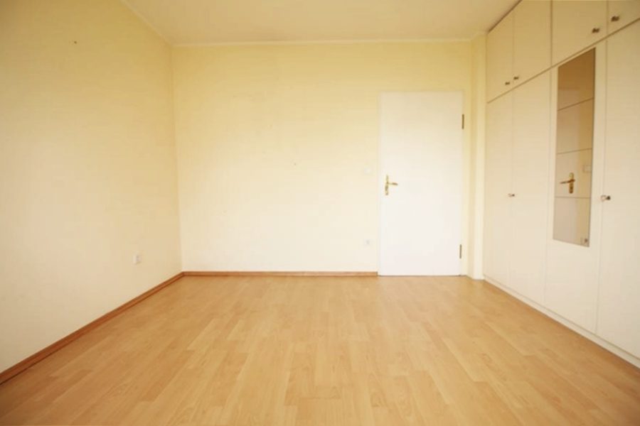 Immobilienangebot - Düsseldorf / Stockum - Alle - Stockum: helle 3 Zimmerwohnung mit großem Sonnenbalkon