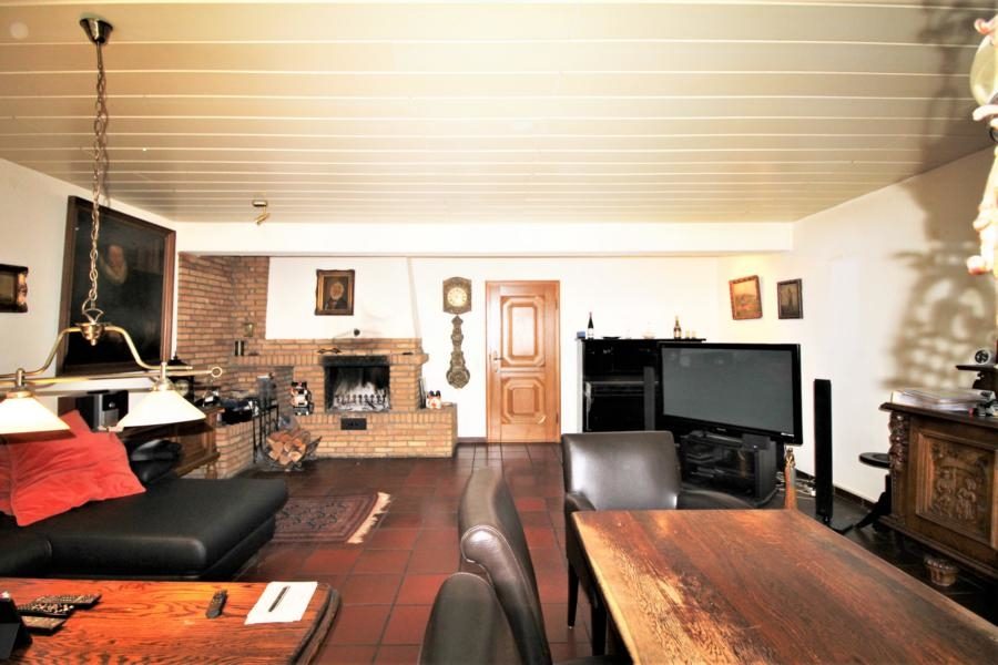 Immobilienangebot - Düsseldorf - Alle - Lörick: Reihenmittelhaus mit 6 Zimmern, Garage und Garten in sehr guter Lage