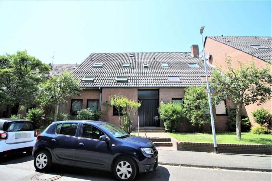 Immobilienangebot - Kaarst - Alle - Kapitalanlage Kaarst: großzügige 5 Zimmer-Maisonettewohnung mit Süd- Loggia und Stellplatz