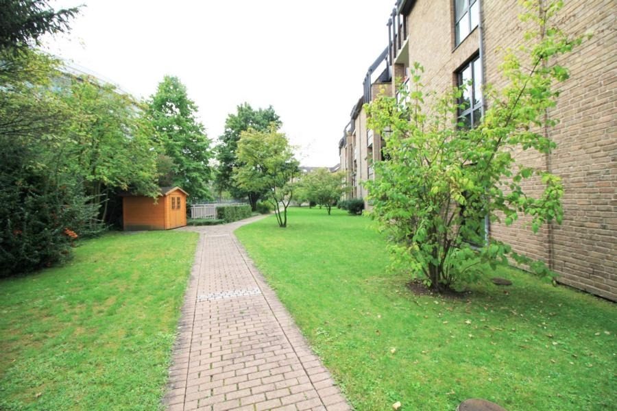Immobilienangebot - Düsseldorf - Alle - Wersten: attraktive 1.5 Zimmer mit TG-Stellplatz und Einbauküche