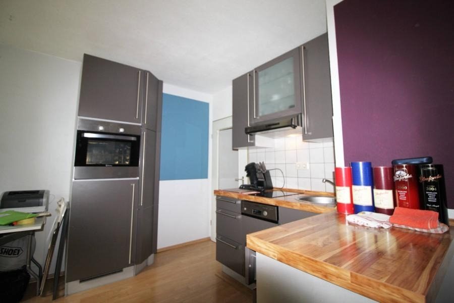 Immobilienangebot - Düsseldorf - Alle - Wersten: attraktive 1.5 Zimmer mit TG-Stellplatz und Einbauküche