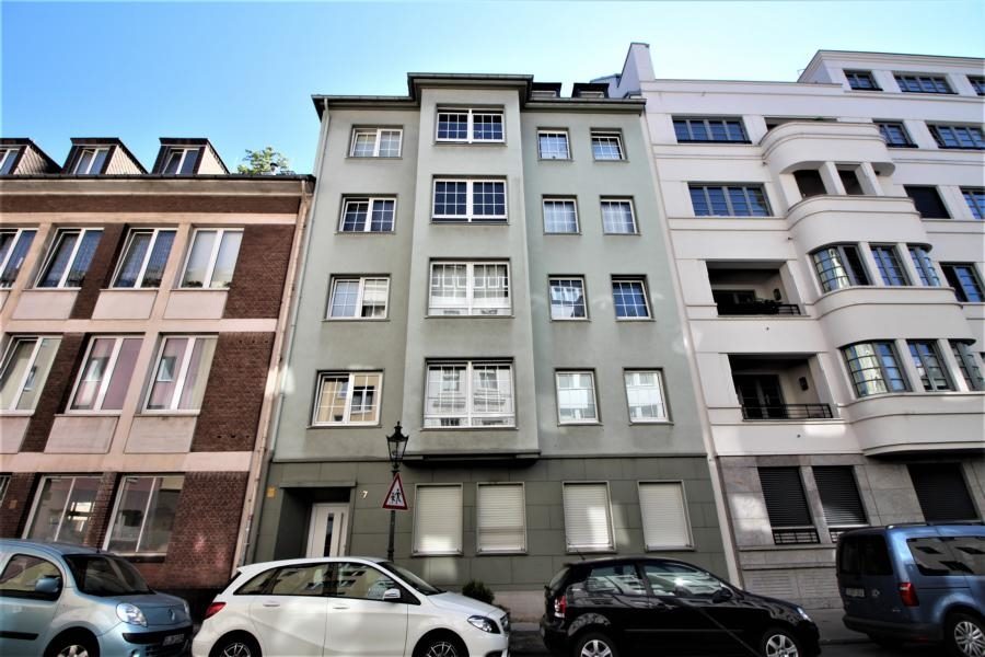 Immobilienangebot - Düsseldorf - Alle - Pempelfort: gut geschnittene 2 bzw. 3 Zimmer ETW mit riesiger Dachterrasse und Balkon