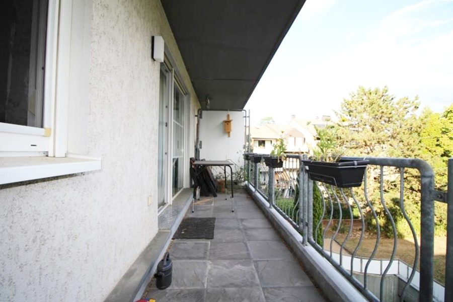 Immobilienangebot - Düsseldorf - Alle - Hassels: gut geschnittene 2 Zimmerwohnung mit Balkon und TG-Stellplatz