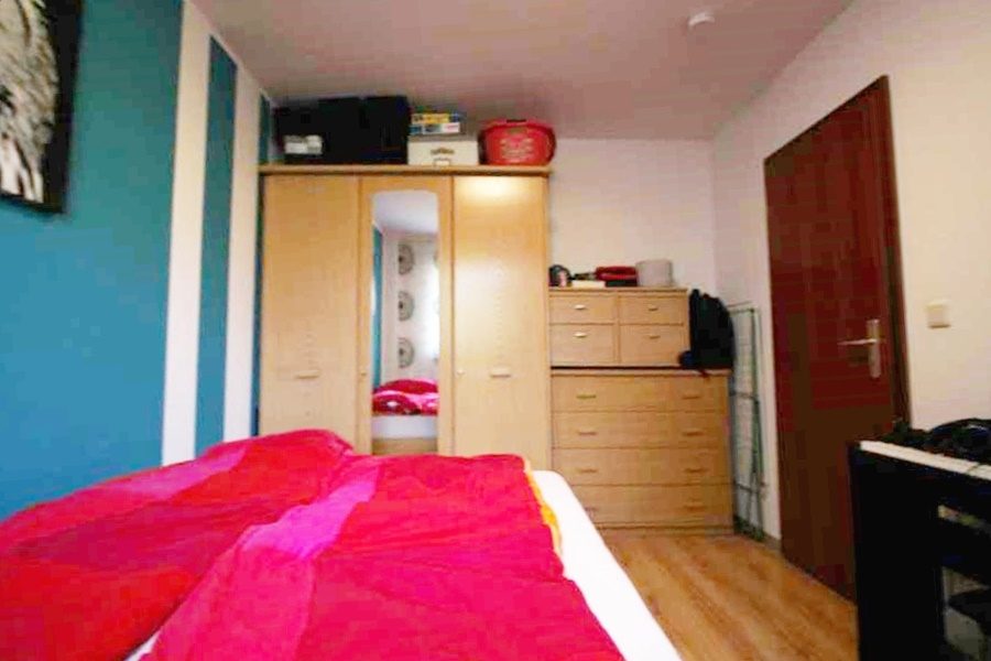 Immobilienangebot - Düsseldorf - Alle - Hassels: gut geschnittene 2 Zimmerwohnung mit Balkon und TG-Stellplatz