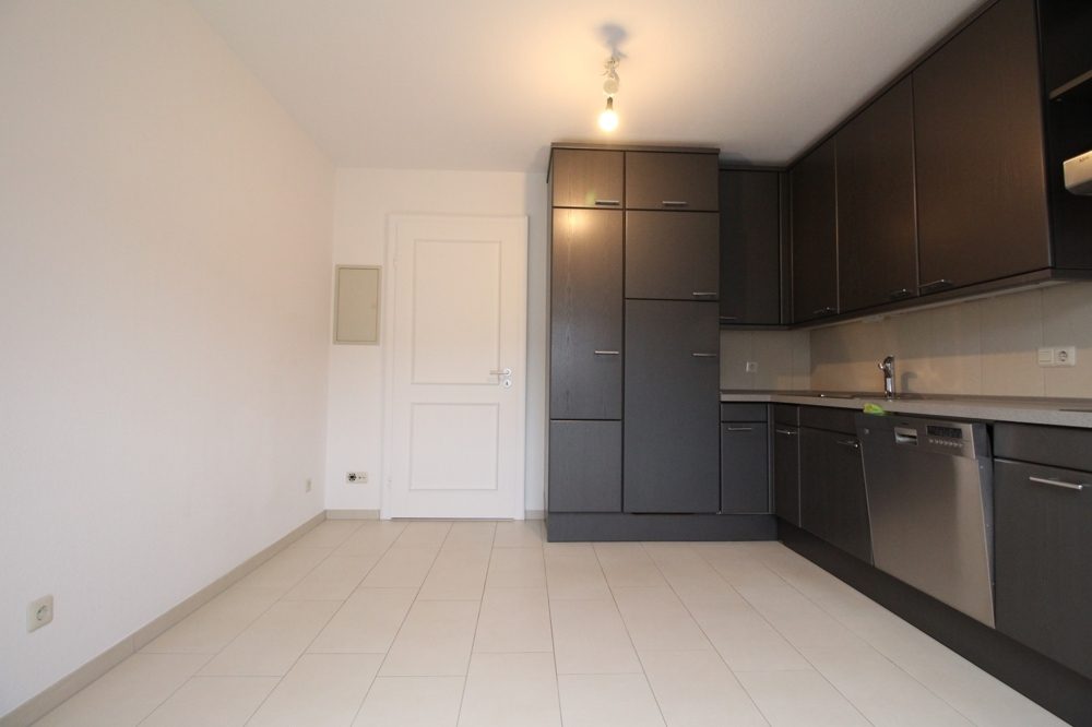 Immobilienangebot - Düsseldorf - Alle - Erstbezug nach Renovierung: helle & gut geschnittene 3,5 Raum Maisonette Wohnung mit Top Ausstattung