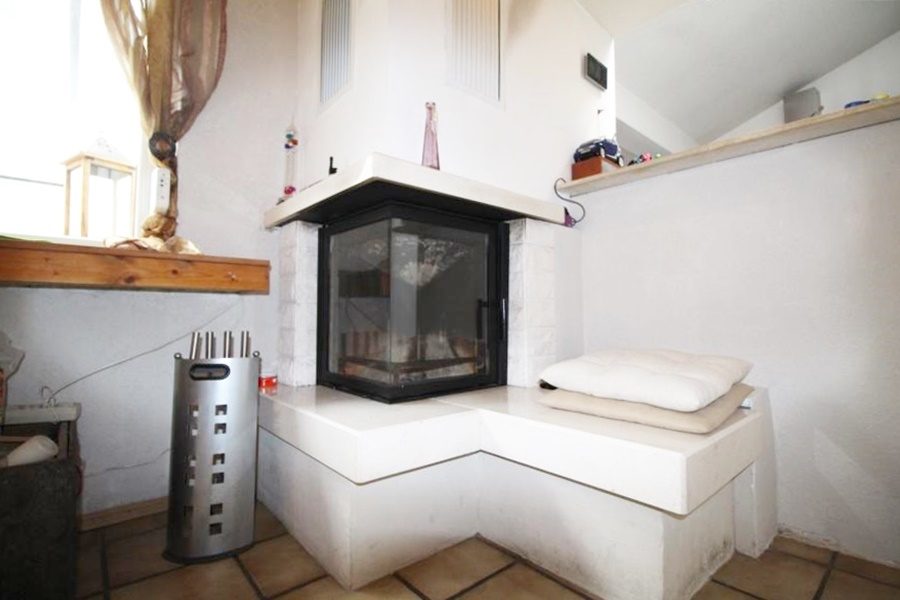 Immobilienangebot - Duisburg / Hochheide - Alle - Modernisiertes Einfamilienhaus mit Wintergarten und großer Doppelgarage