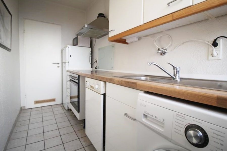 Immobilienangebot - Düsseldorf - Alle - Wersten: 2 Zimmer-Dachgeschoss-Wohnung in Uninähe für Kapitalanleger und Selbstnutzer!