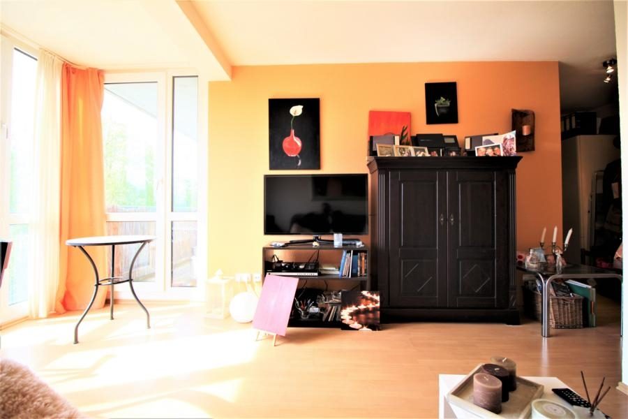 Immobilienangebot - Düsseldorf - Alle - Eigennutzer oder Kapitalanleger: gut geschnittene 2 Zimmer Wohnung mit Süd-Balkon