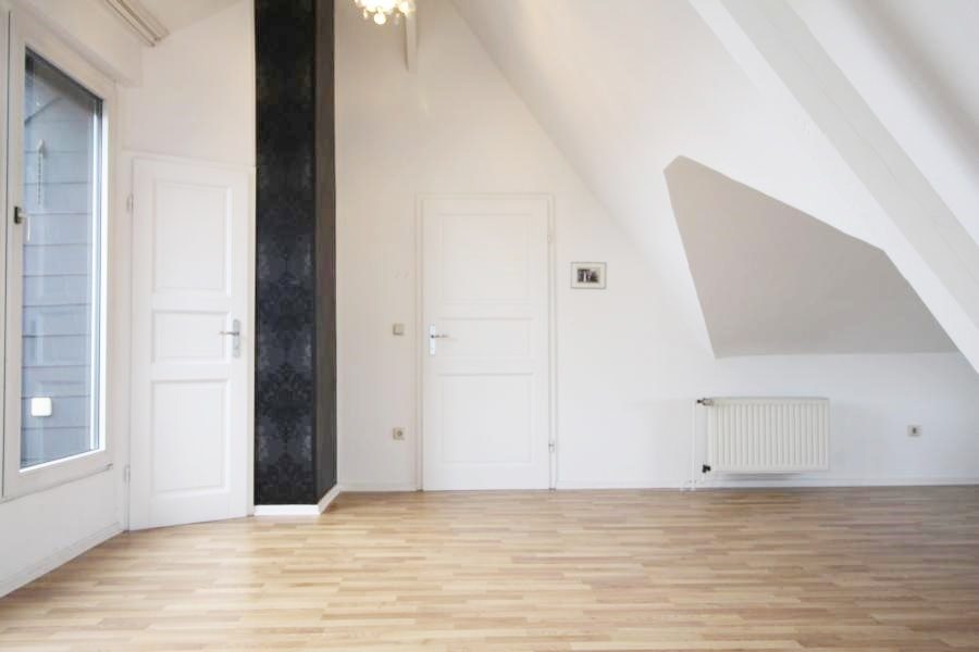 Immobilienangebot - Düsseldorf - Alle - Flingern: individuell geschnittene 3 Zimmer-Masionette-Wohnung!