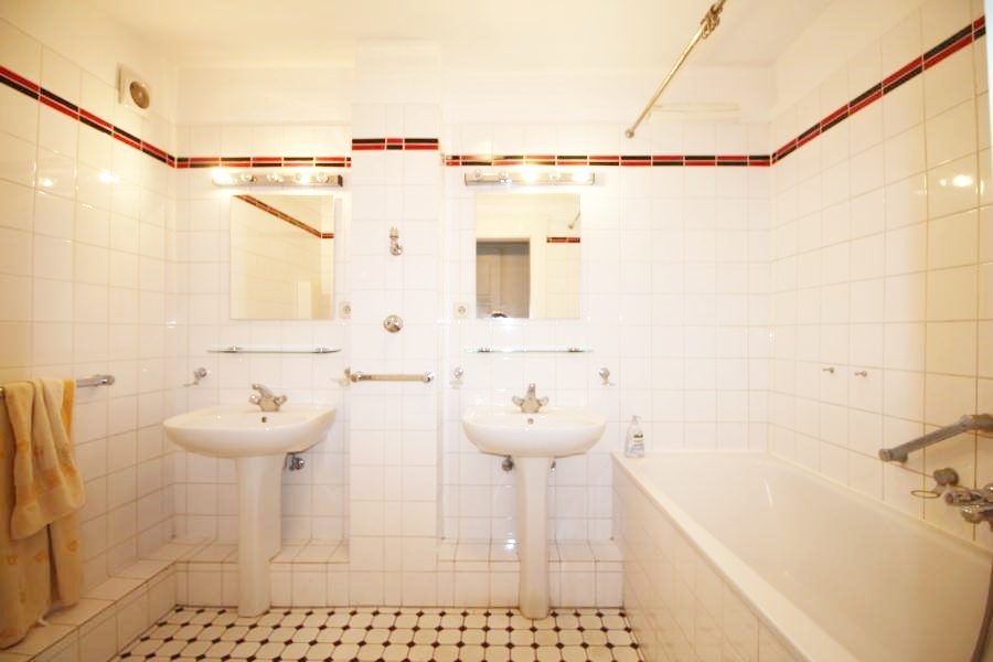 Immobilienangebot - Düsseldorf - Alle - Flingern: individuell geschnittene 3 Zimmer-Masionette-Wohnung!