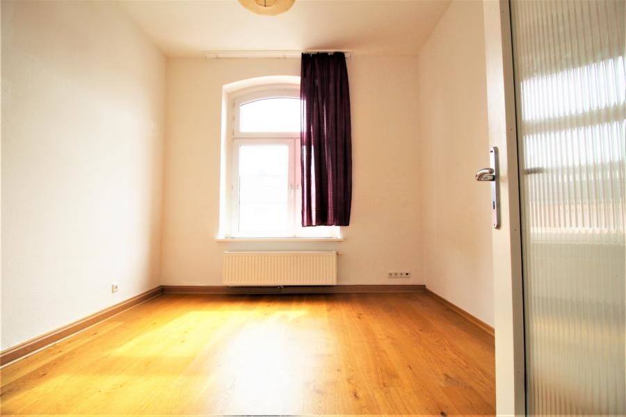 Immobilienangebot - Düsseldorf - Alle - Eller / In der Elb:
komplett modernisiertes Mehrfamilienhaus mit großem Garten