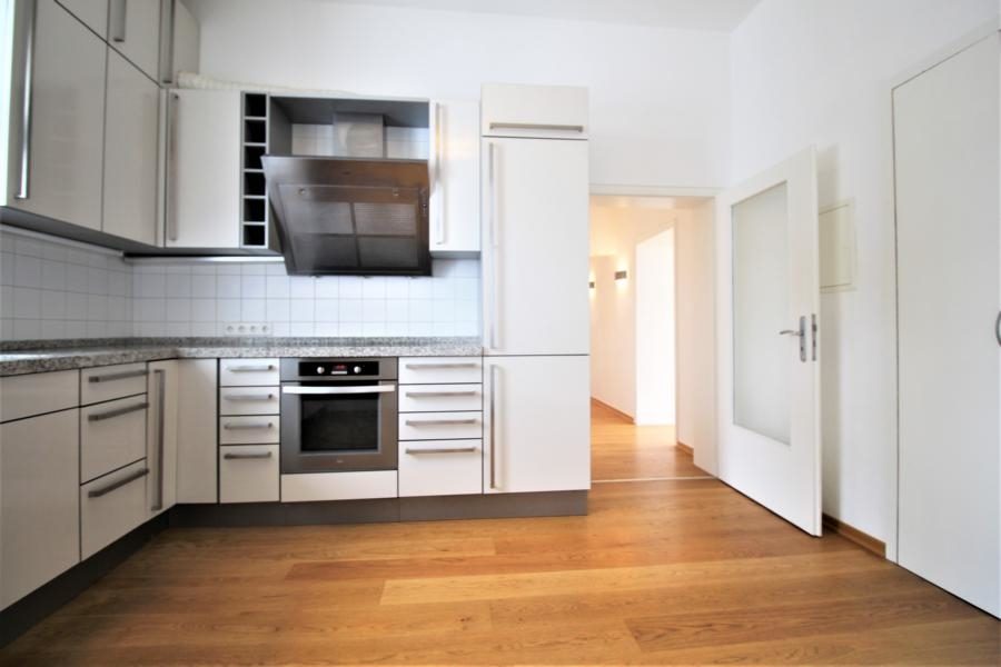 Immobilienangebot - Düsseldorf - Alle - Eller / In der Elb:
komplett modernisiertes Mehrfamilienhaus mit großem Garten
