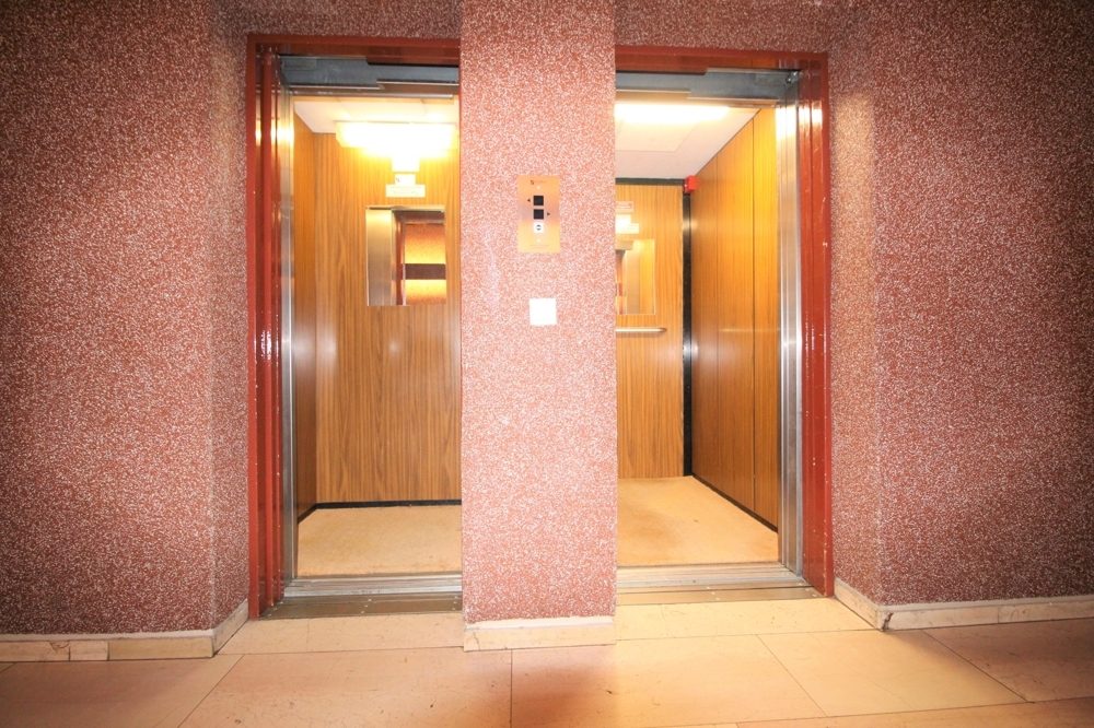 Immobilienangebot - Düsseldorf / Mörsenbroich - Alle - Mörsenbroich: gut geschnittene 2 Zimmer mit Loggia, TG-Stellplatz, Sauna und Schwimmbad