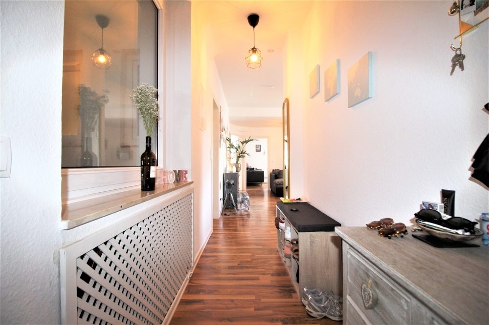 Immobilienangebot - Düsseldorf / Stadtmitte - Alle - ideale 3-Zimmer Stadtwohnung, ruhig, mit großem Balkon in zentraler Lage