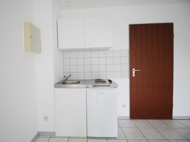 Immobilienangebot - Wuppertal - Alle - 1 Zimmer - Studentenwohnung und TG-Stellplatz in guter Lage