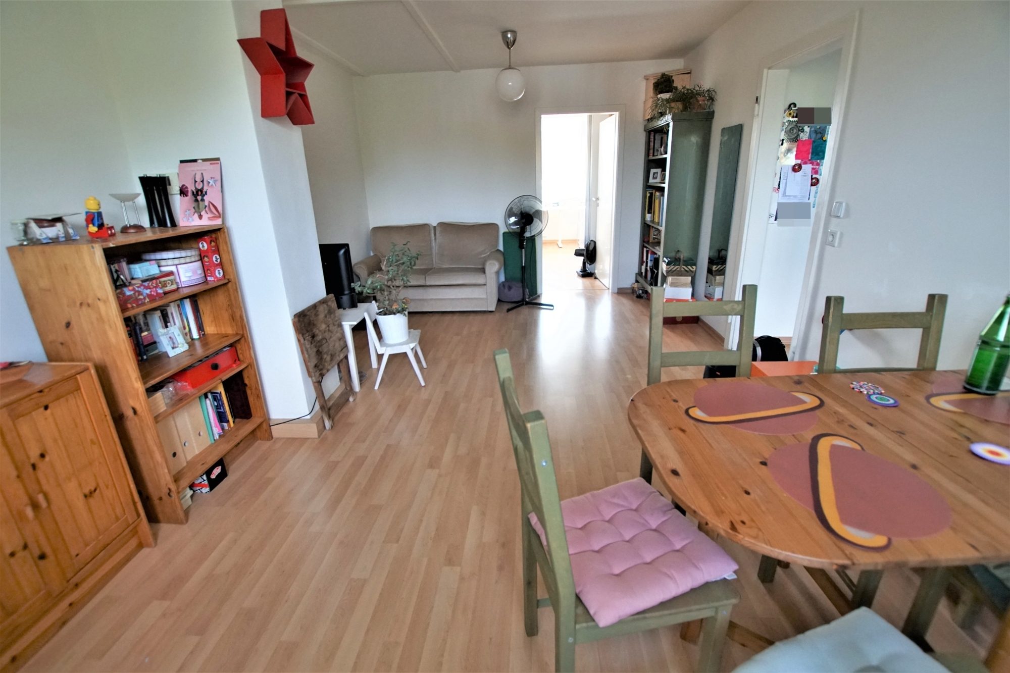 Immobilienangebot - Düsseldorf - Alle - Eller: gepflegte 3- Zimmerwohnung im DG in zentraler Lage!