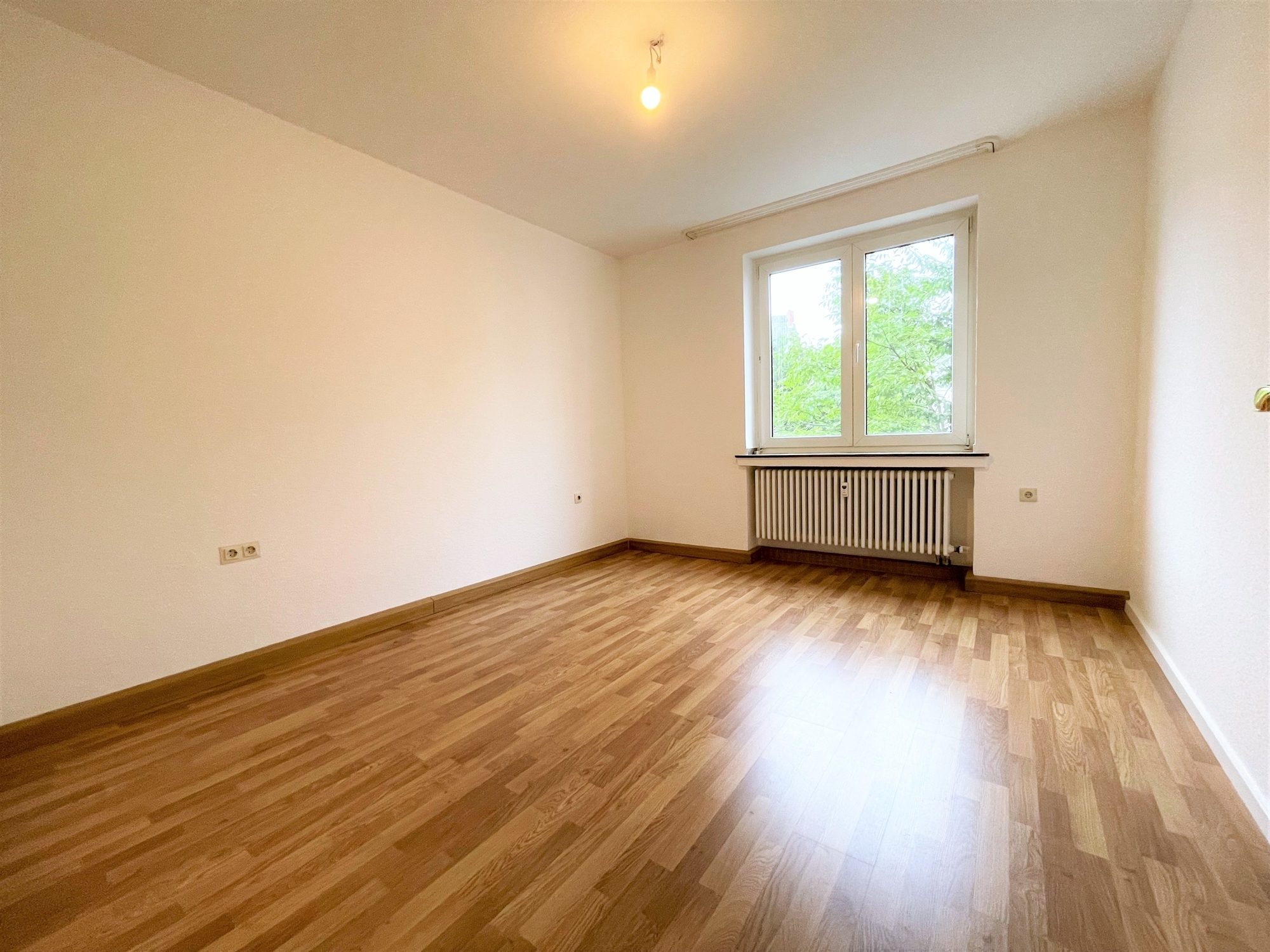 Immobilienangebot - Düsseldorf - Alle - Flingern-Nord: Attraktive 2 Zimmer Wohnung mit Balkon und EBK in zentraler Lage!