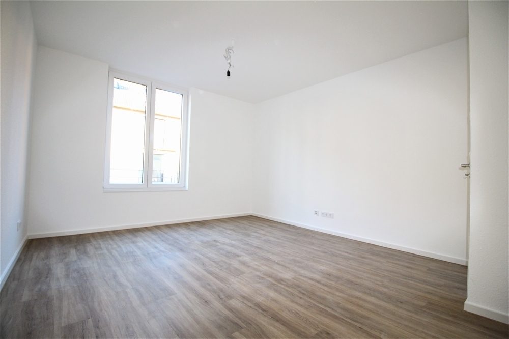 Immobilienangebot - Düsseldorf / Eller - Alle - NEUBAU: Repräsentative und lichtdurchflutete 3-Zimmer Wohnung mit Balkon in beliebter Lage!