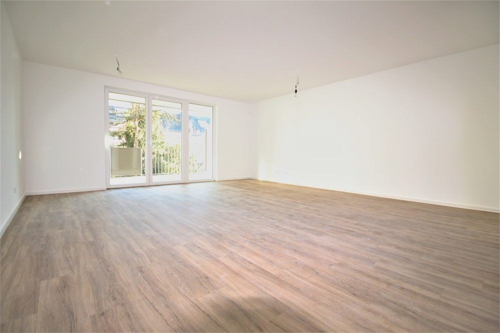 Immobilienangebot - Düsseldorf / Eller - Alle - NEUBAU: Repräsentative und lichtdurchflutete 3-Zimmer Wohnung mit Balkon in beliebter Lage!
