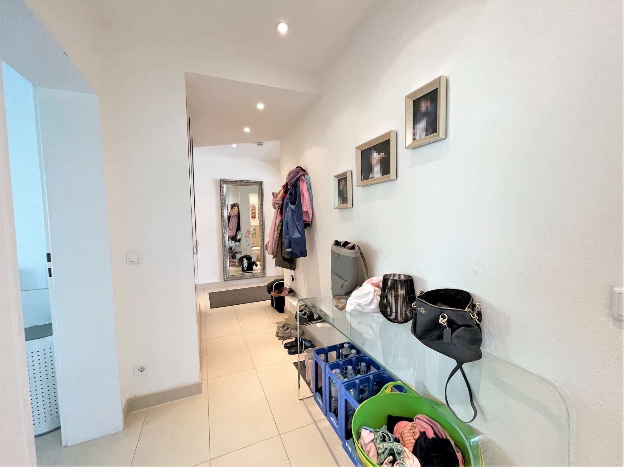 Immobilienangebot - Düsseldorf - Alle - Zooviertel: Lichtdurchflutete und geräumige 3-Zimmer-Wohnung mit EBK und Rundum-Balkon in Bestlage!