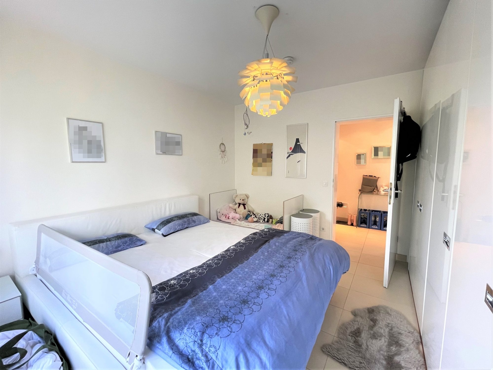 Immobilienangebot - Düsseldorf - Alle - Zooviertel: Lichtdurchflutete und geräumige 3-Zimmer-Wohnung mit EBK und Rundum-Balkon in Bestlage!