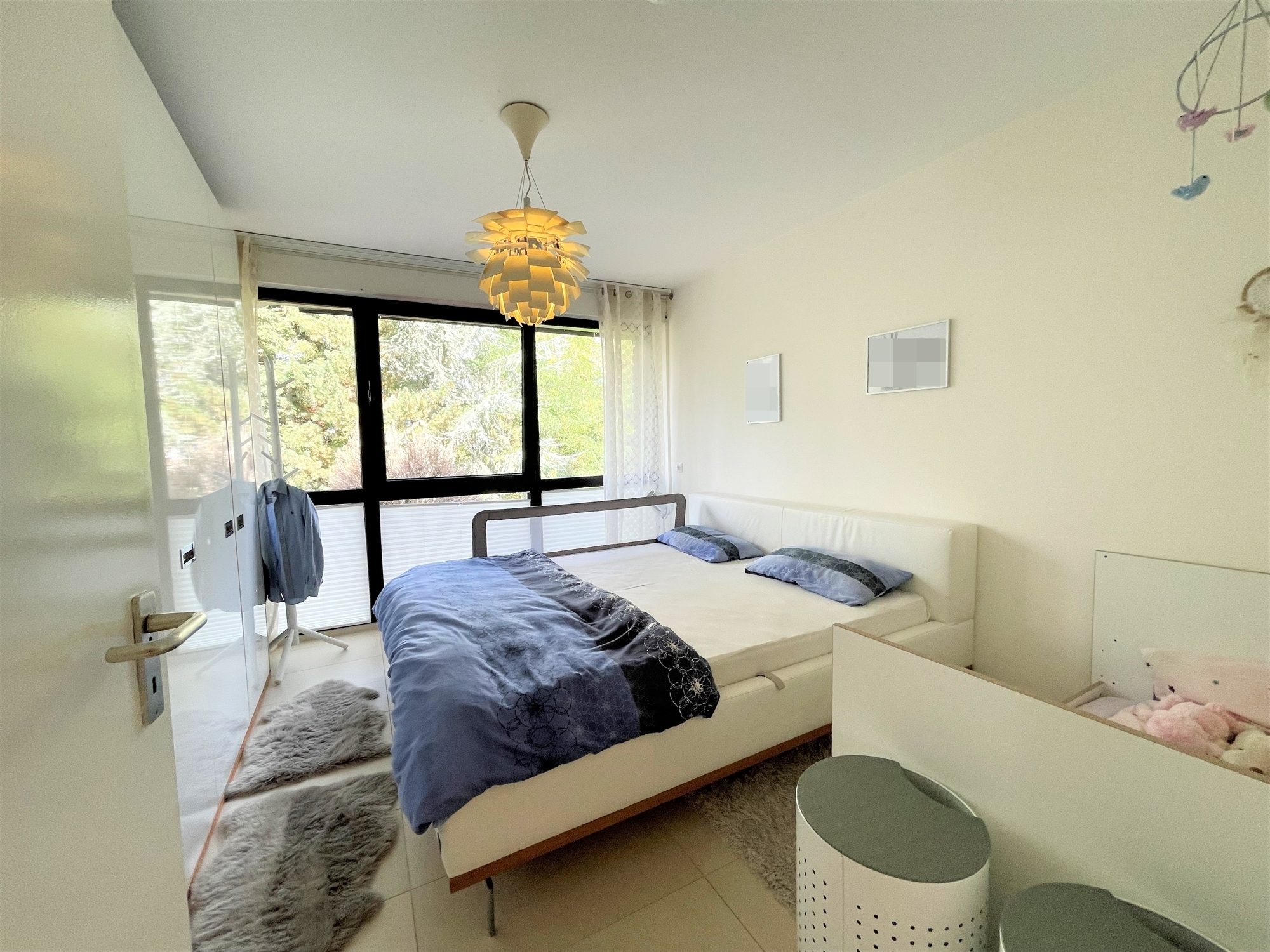 Immobilienangebot - Düsseldorf - Alle - Zooviertel: Lichtdurchflutete und geräumige 3-Zimmer-Wohnung mit EBK und Rundum-Balkon in Bestlage!