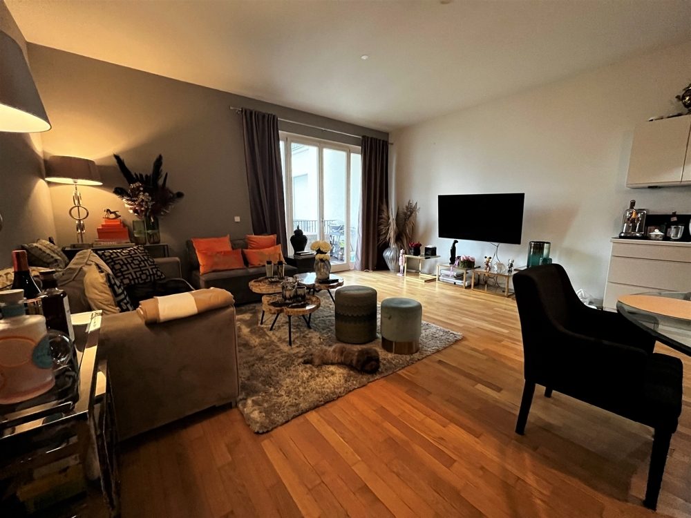 Immobilienangebot - Düsseldorf / Heerdt - Alle - Heinrich Heine Gärten: repräsentative und geräumige 3-Zimmer Wohnung mit Balkon!