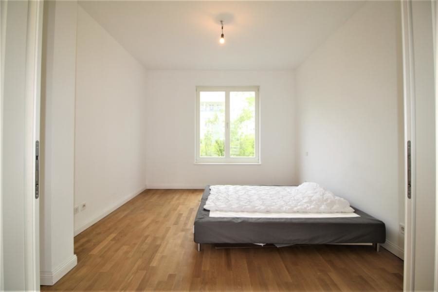 Immobilienangebot - Düsseldorf - Alle - Heinrich Heine Gärten: repräsentative 2 Zimmer-Wohnung mit Terrasse!