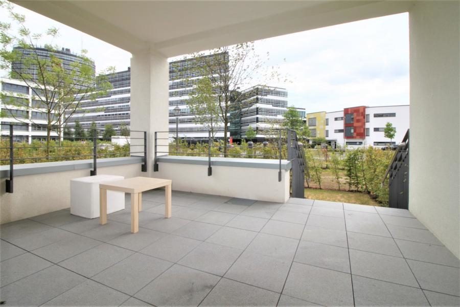 Immobilienangebot - Düsseldorf - Alle - Heinrich Heine Gärten: repräsentative 2 Zimmer-Wohnung mit Terrasse!