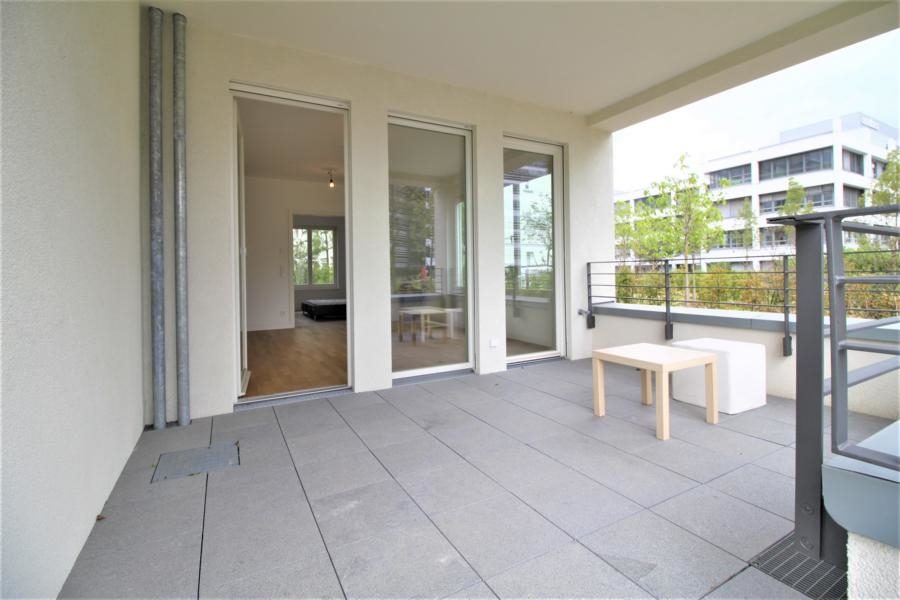 Immobilienangebot - Düsseldorf - Alle - Heinrich Heine Gärten: repräsentative 2 Zimmer-Wohnung mit Terrasse!