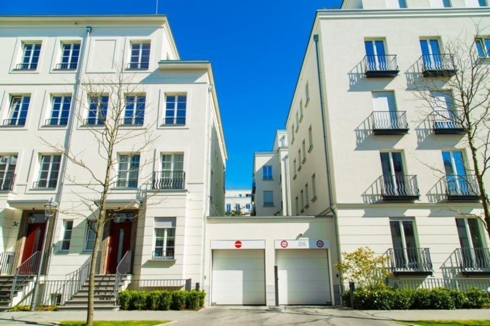 Immobilienangebot - Düsseldorf - Alle - Heinrich Heine Gärten: repräsentative 2 Zimmer-Wohnung mit Terrasse!