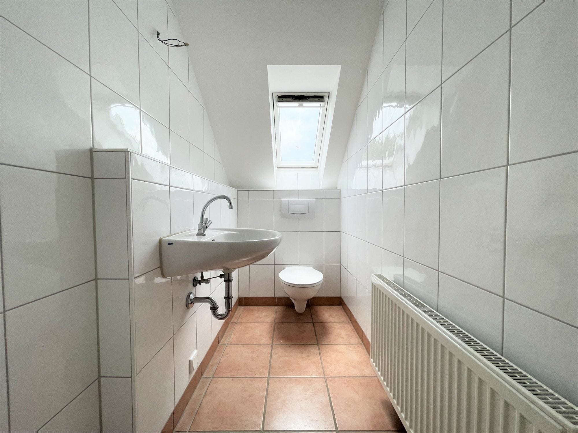 Immobilienangebot - Düsseldorf / Heerdt - Alle - Heerdt: außergewöhnliche, helle 2-Zimmer Wohnung mit besonderem Charme in guter Lage!