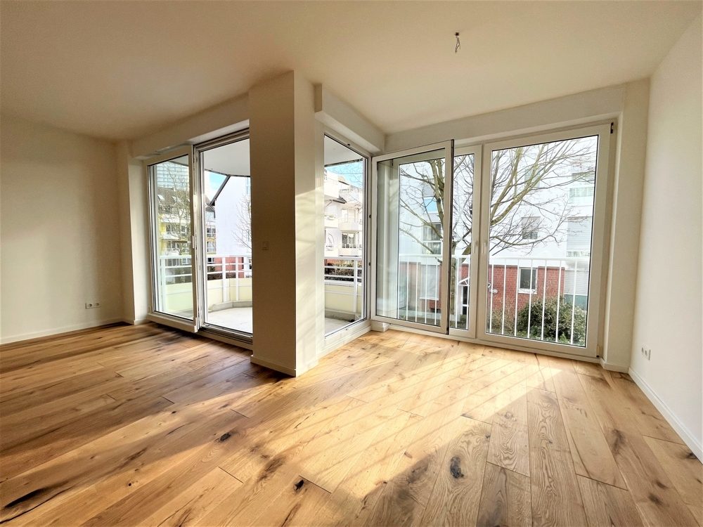 Immobilienangebot - Düsseldorf / Lörick - Alle - Repräsentative 2-Zimmer Wohnung mit Balkon in Südlage, Tageslichtbad und TG-Stellplatz!