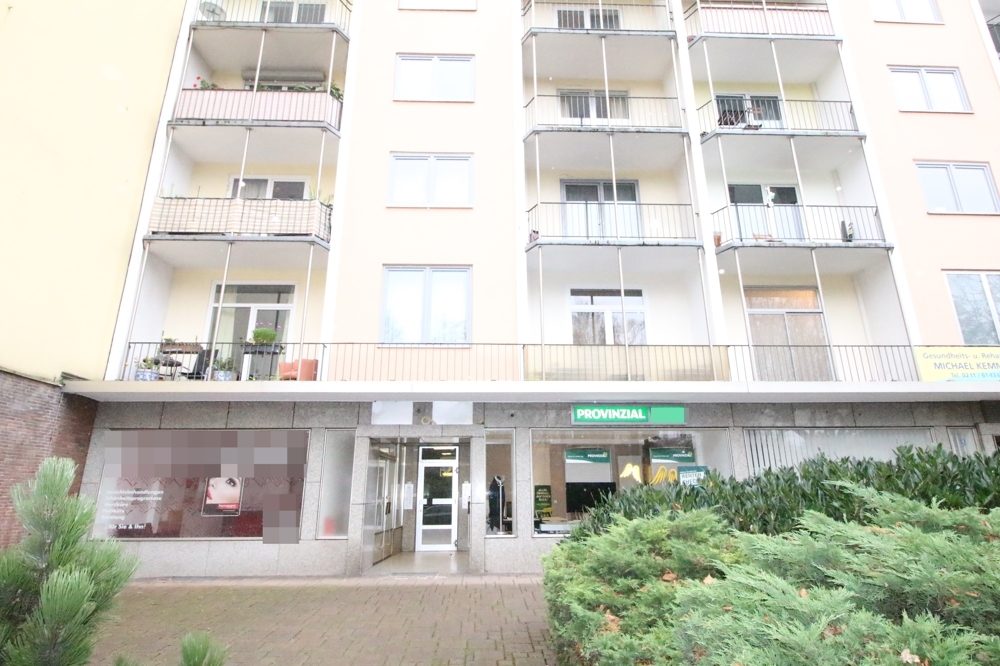 Immobilienangebot - Düsseldorf / Düsseltal - Alle - Düsseltal: Schönes Büro im Erdgeschoss mit 4 Meter Schaufenster