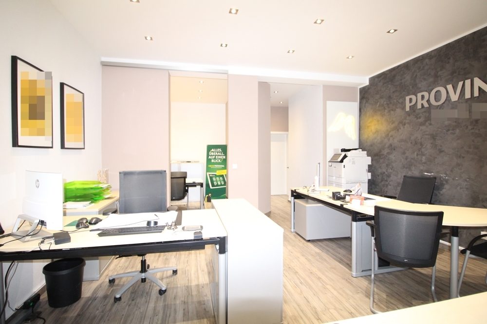 Immobilienangebot - Düsseldorf / Düsseltal - Alle - Düsseltal: Schönes Büro im Erdgeschoss mit 4 Meter Schaufenster