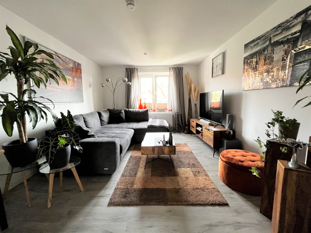 Immobilienangebot - Düsseldorf Unterbilk - Alle - Unterbilk: lichtdurchflutete 2-Zimmer Wohnung in bester Lage!
