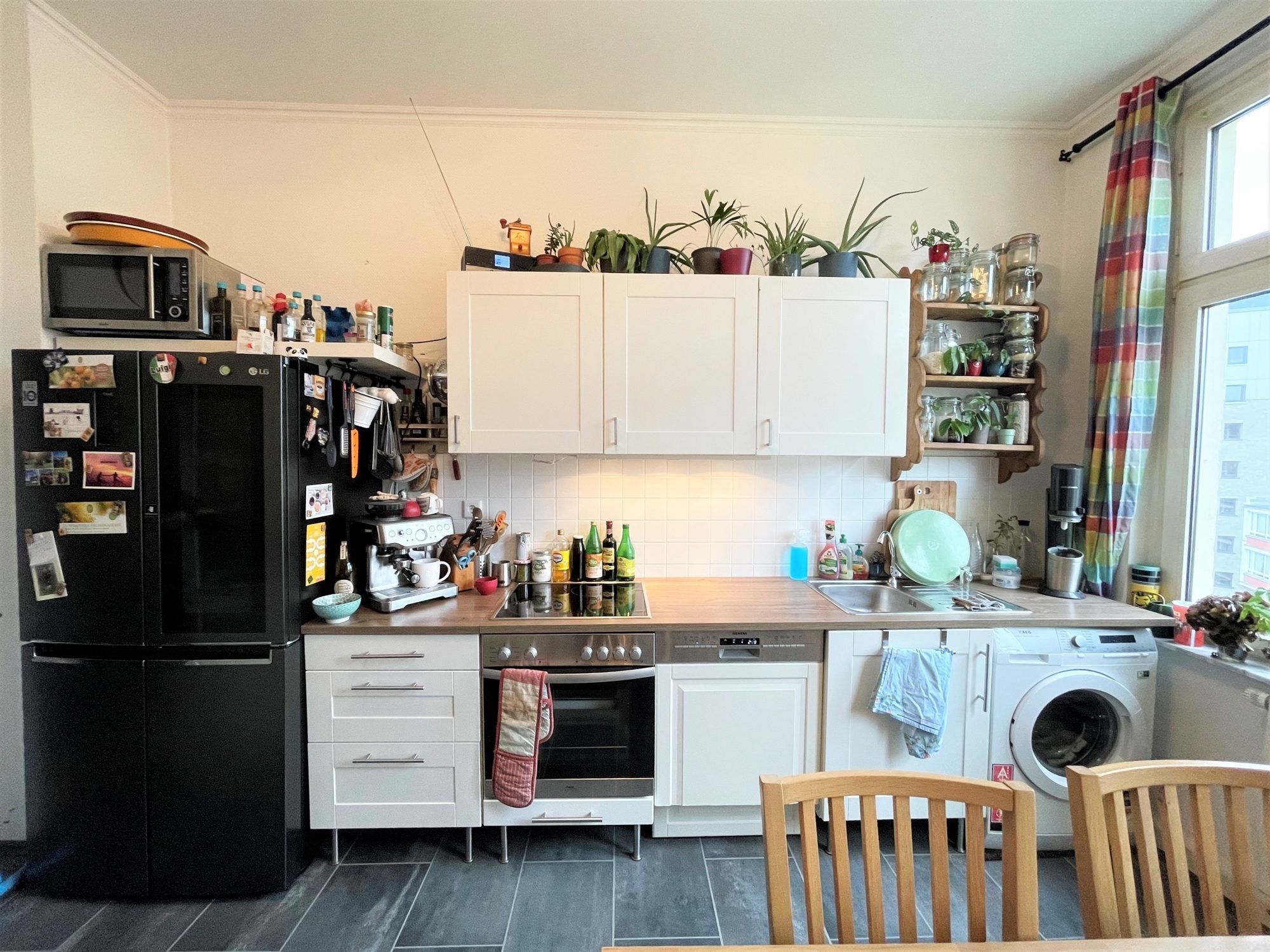 Immobilienangebot - Düsseldorf - Alle - Flingern Nord: Freundliche 2,5-Zimmer-Altbauwohnung mit hohen Decken und EBK
