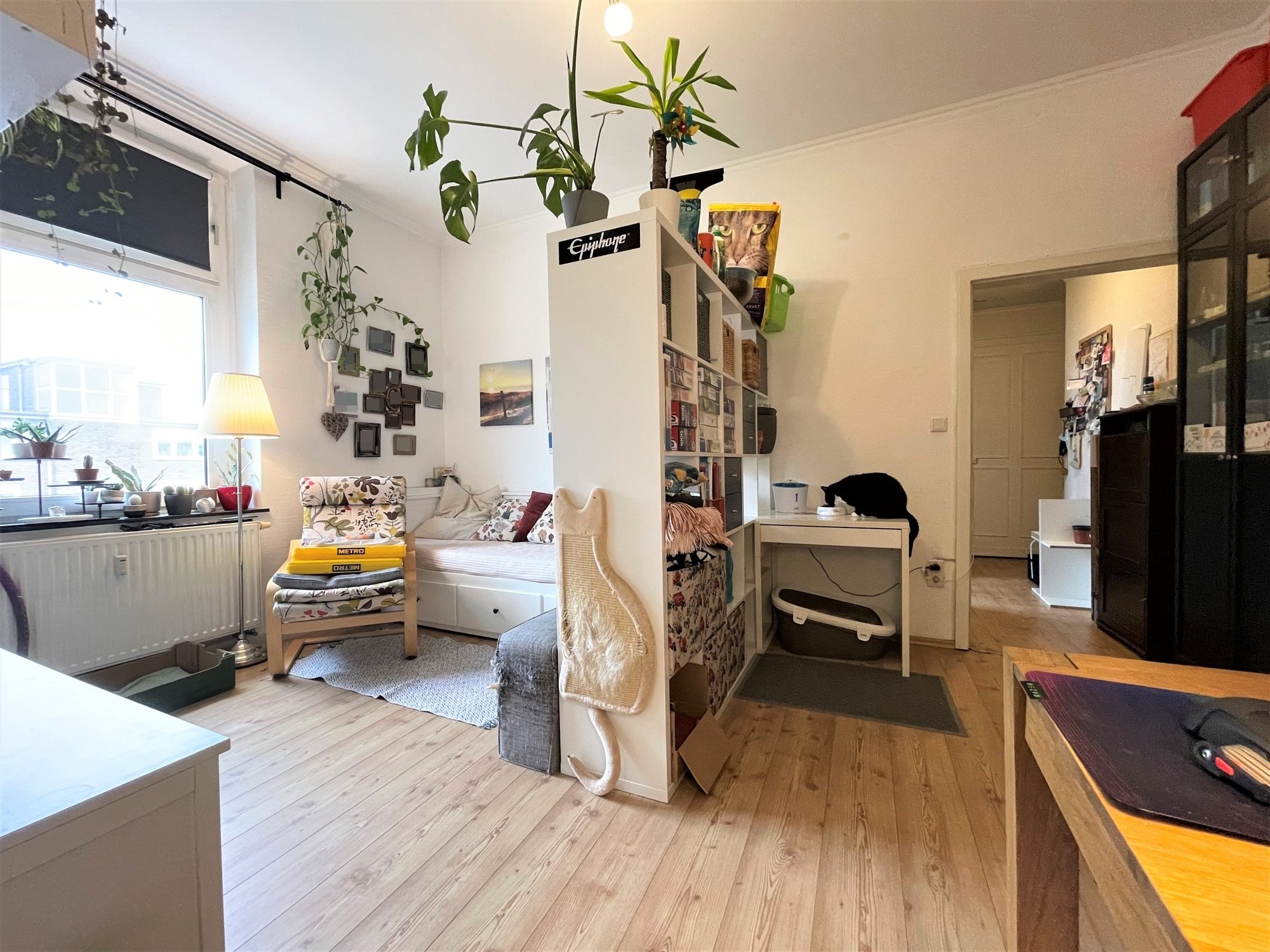 Immobilienangebot - Düsseldorf - Alle - Flingern Nord: Freundliche 2,5-Zimmer-Altbauwohnung mit hohen Decken und EBK