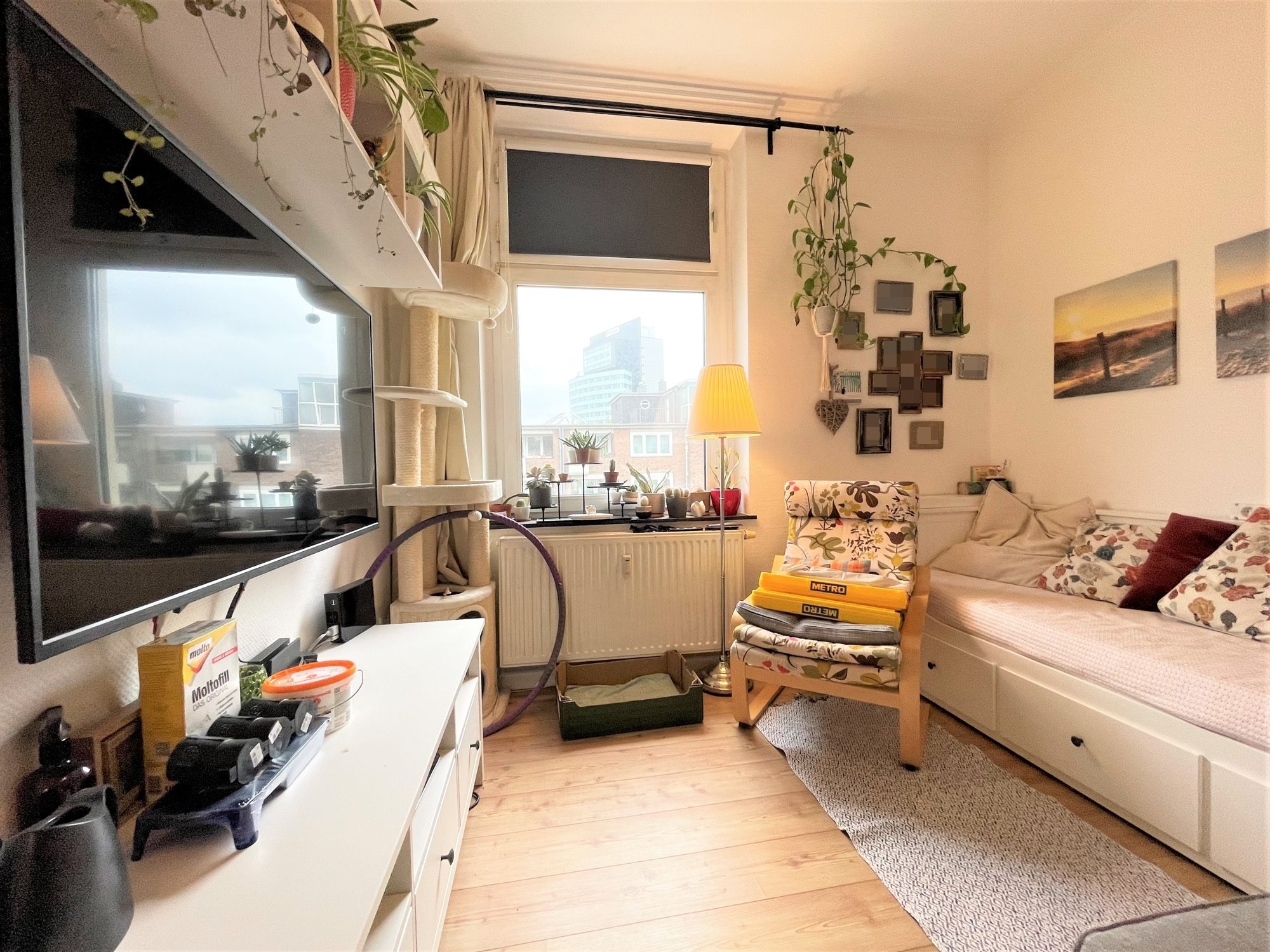 Immobilienangebot - Düsseldorf - Alle - Flingern Nord: Freundliche 2,5-Zimmer-Altbauwohnung mit hohen Decken und EBK