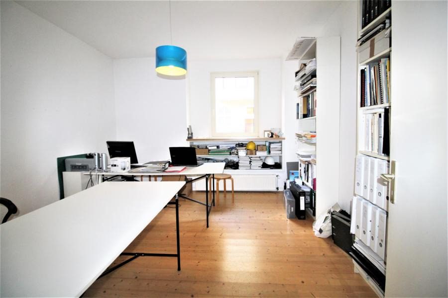 Immobilienangebot - Düsseldorf / Golzheim - Alle - Golzheim: attraktives Anlageobjekt mit 7 Wohnungen und einer Gewerbefläche in sehr guter Lage