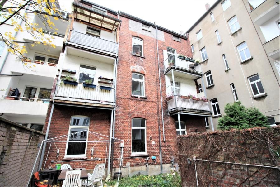 Immobilienangebot - Düsseldorf / Golzheim - Alle - Golzheim: attraktives Anlageobjekt mit 7 Wohnungen und einer Gewerbefläche in sehr guter Lage
