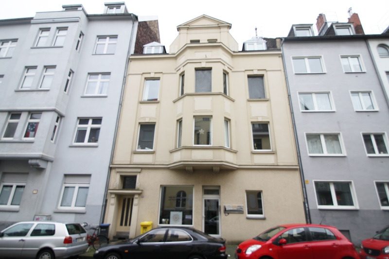 Immobilienangebot - Düsseldorf / Golzheim - Alle - Golzheim: attraktives Anlageobjekt mit 7 Wohnungen und einer Gewerbefläche in sehr guter Lage