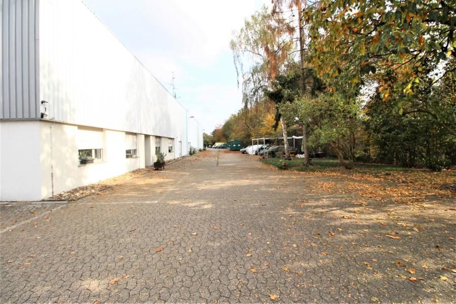 Immobilienangebot - Ratingen - Alle - Alteingesessenes Küchenstudio als attraktive Kapitalanlage