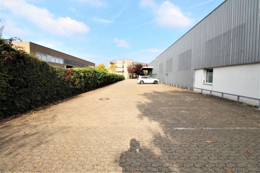 Immobilienangebot - Ratingen - Alle - Alteingesessenes Küchenstudio als attraktive Kapitalanlage